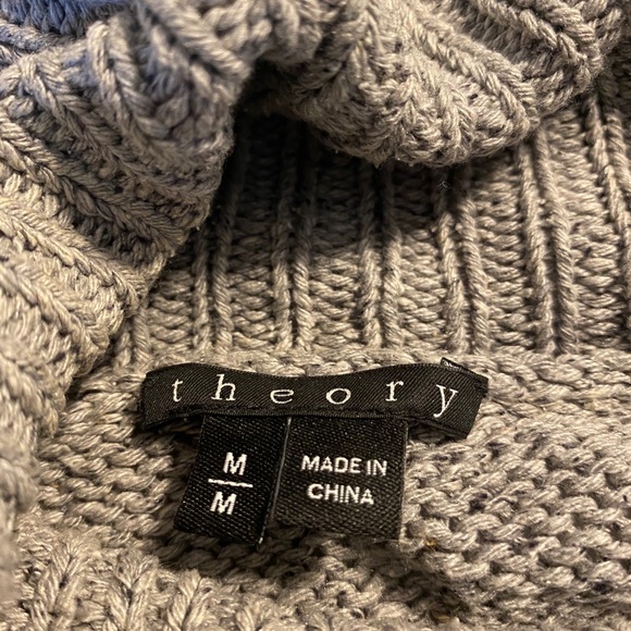Theory Grey Silk/Linen Blend Turtleneck Sweater - Picture 9 of 11